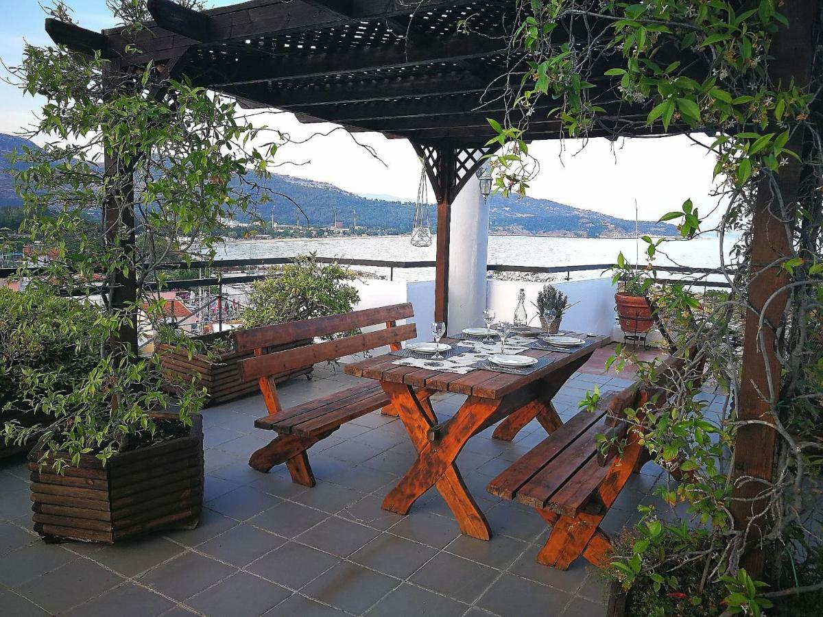 Port View Suites Кавала Екстер'єр фото